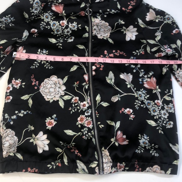 Divided Floral Bomber Jacket - Picture 8 of 8